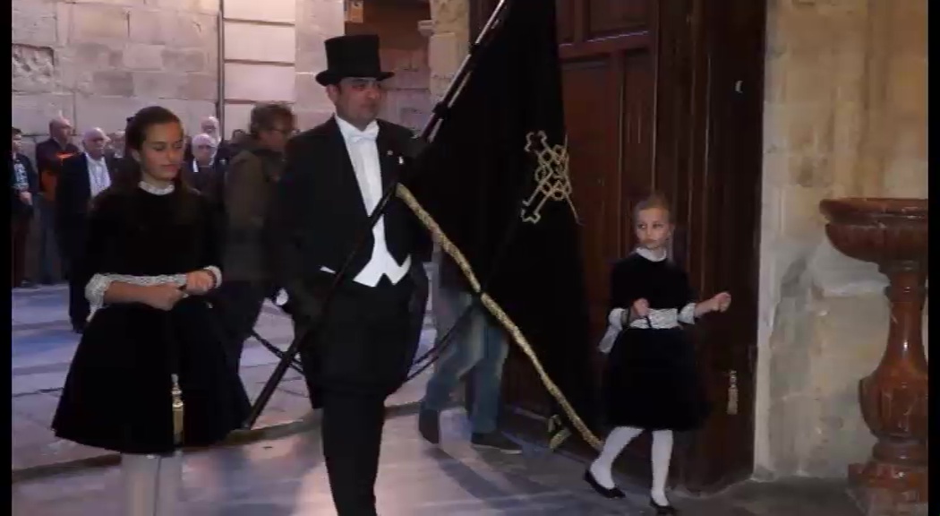 Procesión del Sábado Santo,Caballero Cubierto y Procesión del Santo Entierro